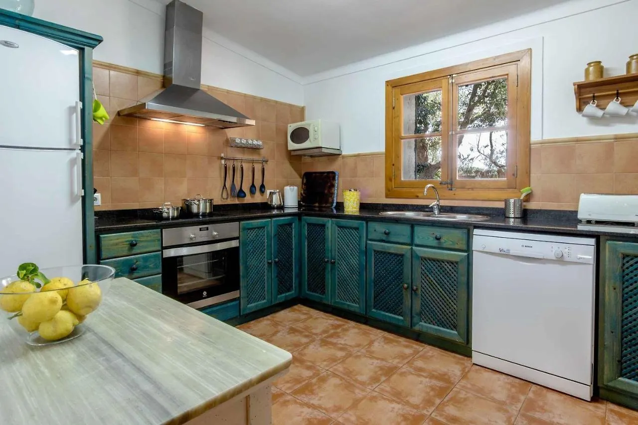 אלקודיה Villa Alzina ספרד